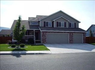 385 Lombardy Ln, Richland, WA 99352