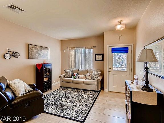 3rd image of 2559 Thornview St