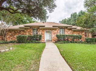 1809 Green Ridge Dr, Carrollton, TX 75007