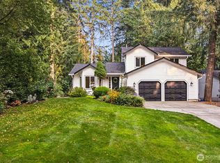 8708 Laguna Dr SW, Olympia, WA