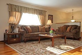 2nd image of 11 Great Oaks Dr