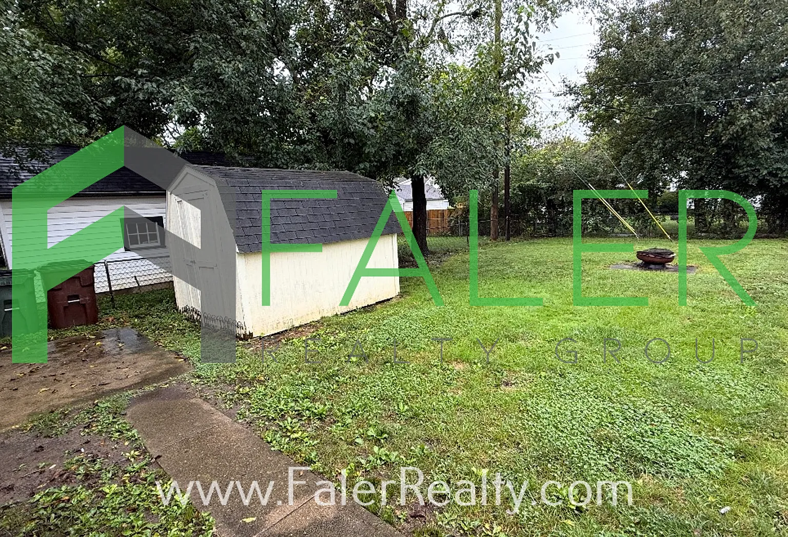 3 Bedroom Kettering Cottage — Photo 3