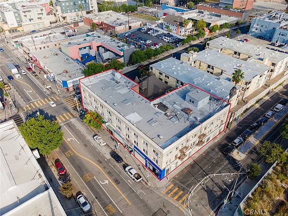 5th image of 694 S Burlington Ave
