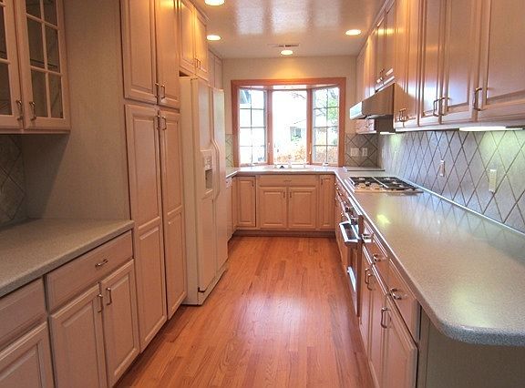 2nd image of 2150 Anthony Dr