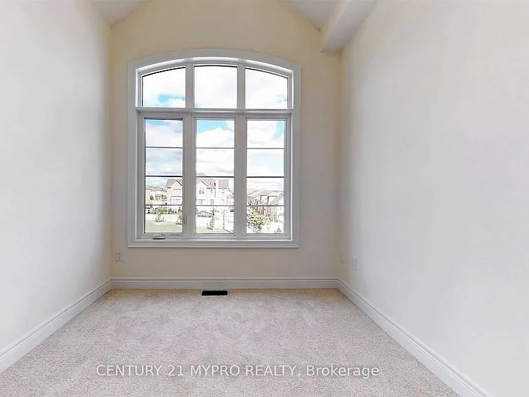 9374 Kennedy Rd — Photo 23