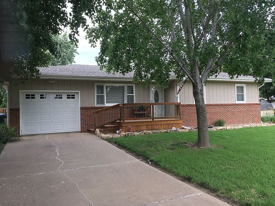 1st image of 708 NW 10th St