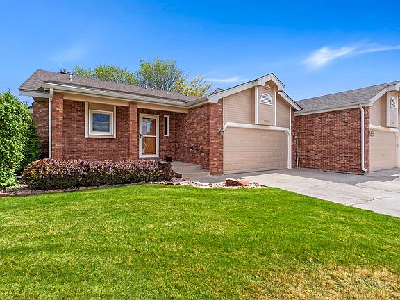 2nd image of 1205 Honeysuckle Ct