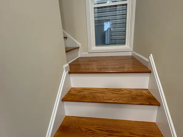 305 W Clay Ave Floor 2, Roselle Park, NJ 07204