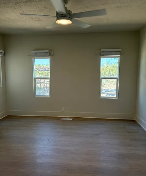 3101 Iowa Ave — Photo 12