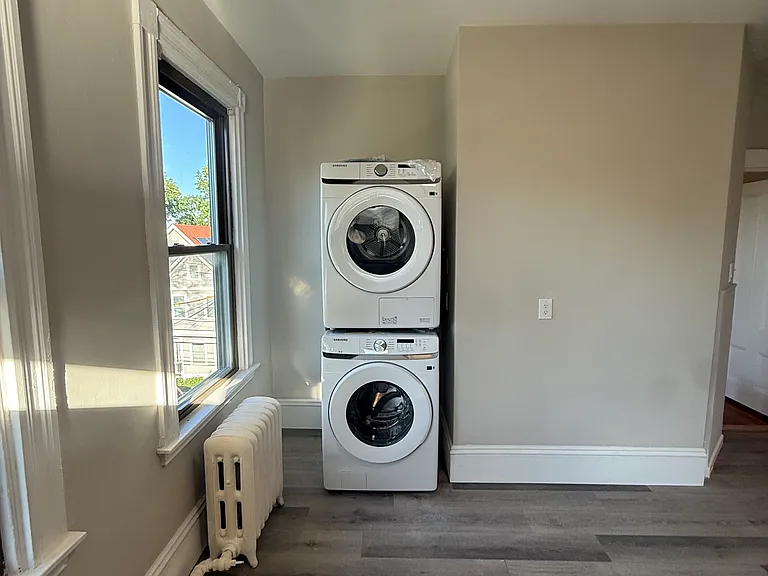 38 Walnut St #4 — Photo 15