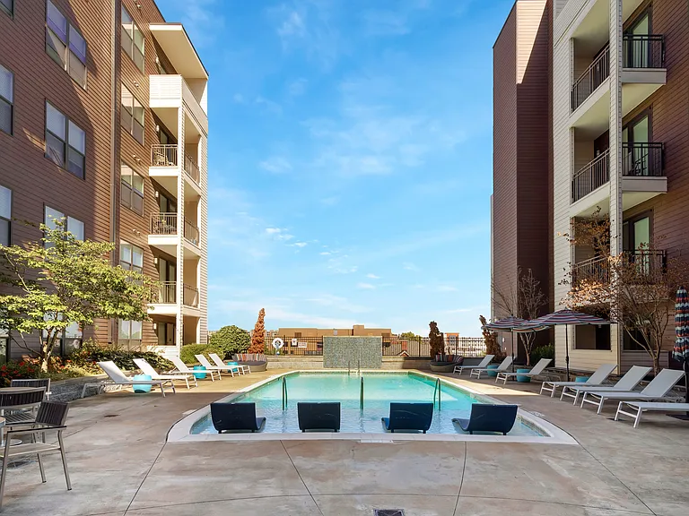 Artemis Midtown — Photo 68