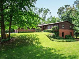 30 Wingfield Rd, Saint Louis, MO 63122