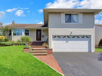 37 LAKESHORE Boulevard, Massapequa, NY, 11758