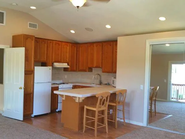 (undisclosed Address), Canyon Country, CA 91351