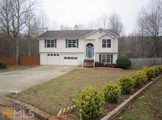 5300 Red Field Way, Flowery Branch, GA 30542