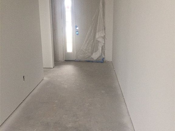 4th image of 3632 Dodgers Dr