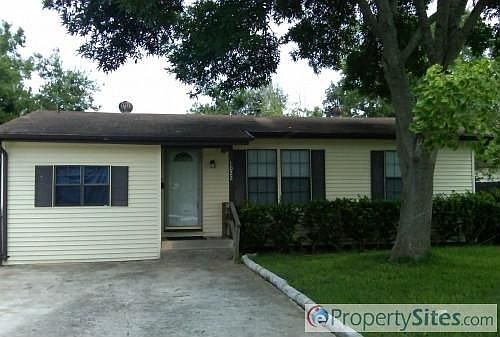 1st image of 1022 Whitaker Dr