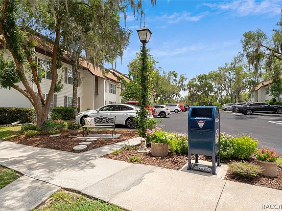 2nd image of 2400 Forest Dr APT 221