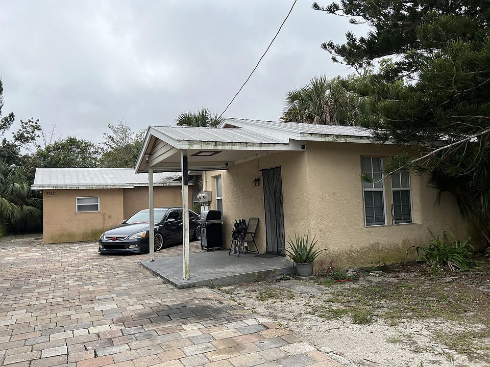 1st image of 3042 Douglas Ave #58