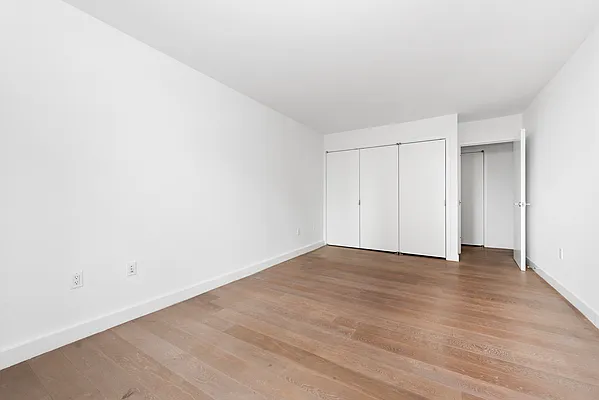 Rented by Douglas Elliman | media 14