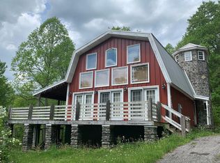 128 Toney Creek Rd, Scarbro, WV 25917