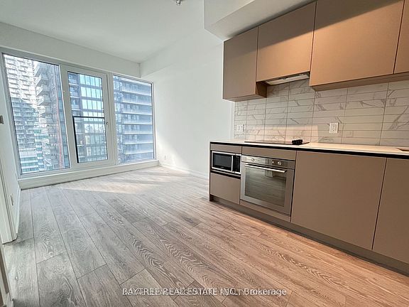 2nd image of 55 Mercer St #2507