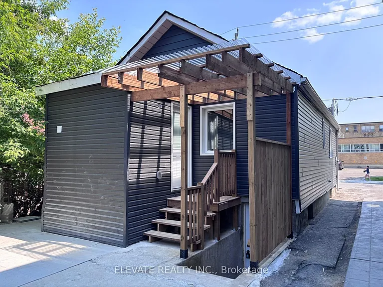 12 Rotherham Ave #LOWER — Photo 13
