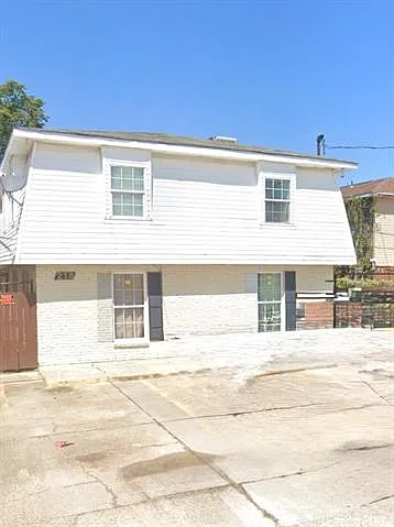 218 N Elm St #C
