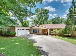 3933 John Hopkins Ct, Decatur, GA 30034