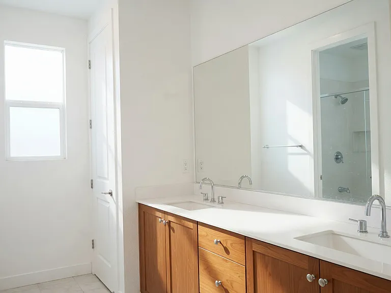 417 Avendale Dr — Photo 11