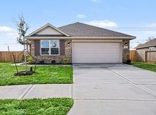 29 Greenbriar Loop, Angleton, TX 77515