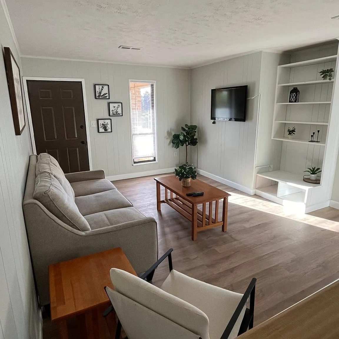 1724 Collinson Ford Rd — Photo 2