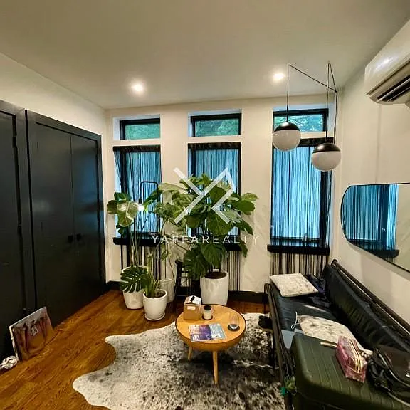 812 Saint Johns Pl #1F — Photo 1