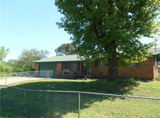 19652 Hilldale Ln, Spiro, OK 74959