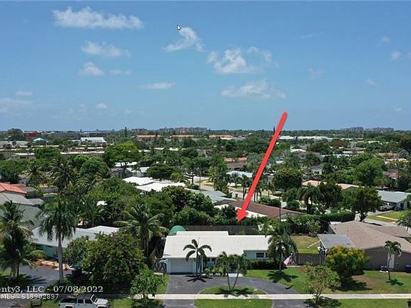 3rd image of 1172 SE 2nd Ter