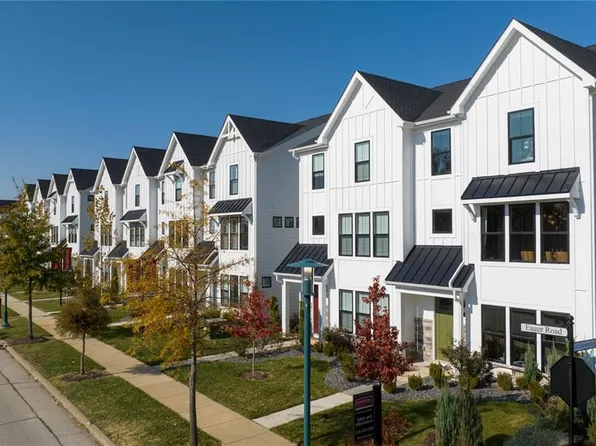 16554 Yellowwood Dr #51-301, Chesterfield, MO 63017