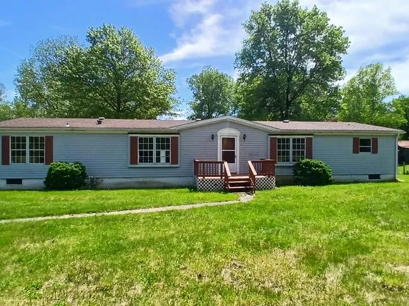 27 Smith St, Tioga, PA 16946