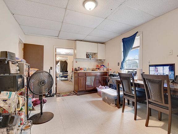 5th image of 2858 W 38th Pl