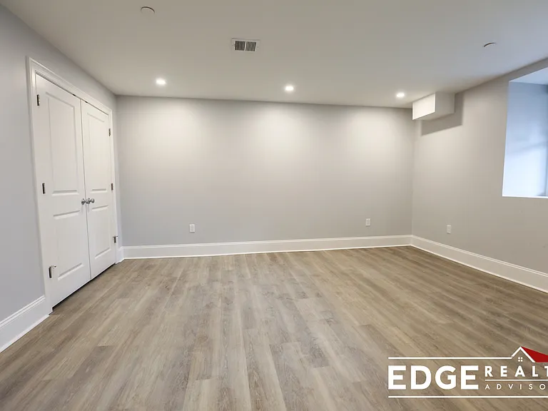 100 Brooks St #1A — Photo 12