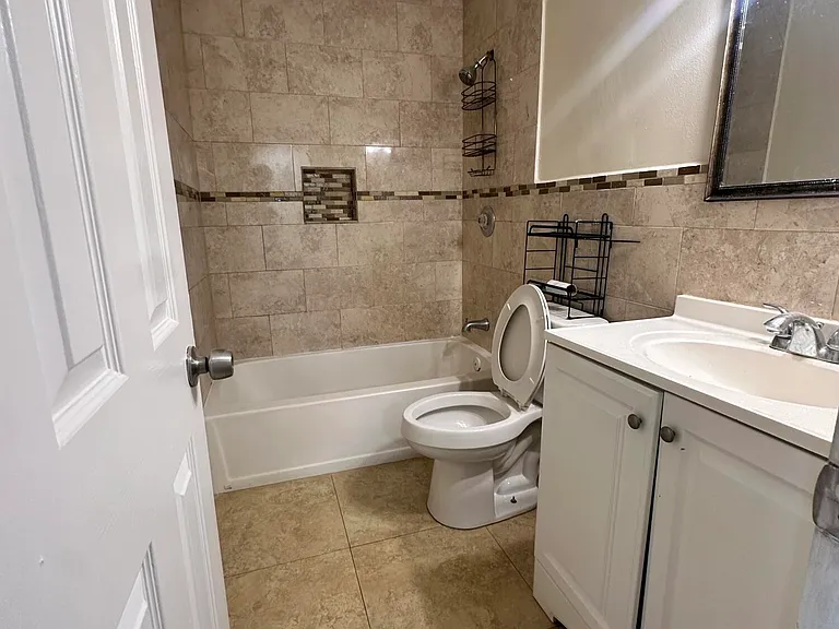 5614 Blueberry Ct — Photo 13