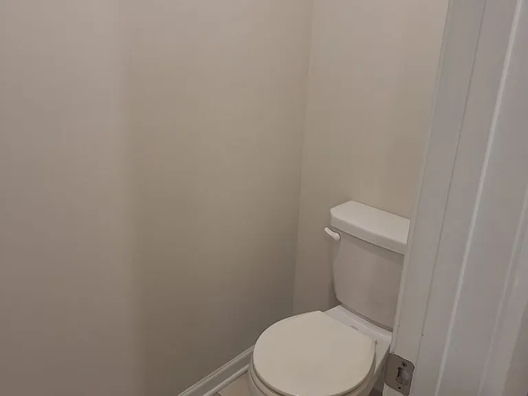 220 Turner Ln — Photo 26