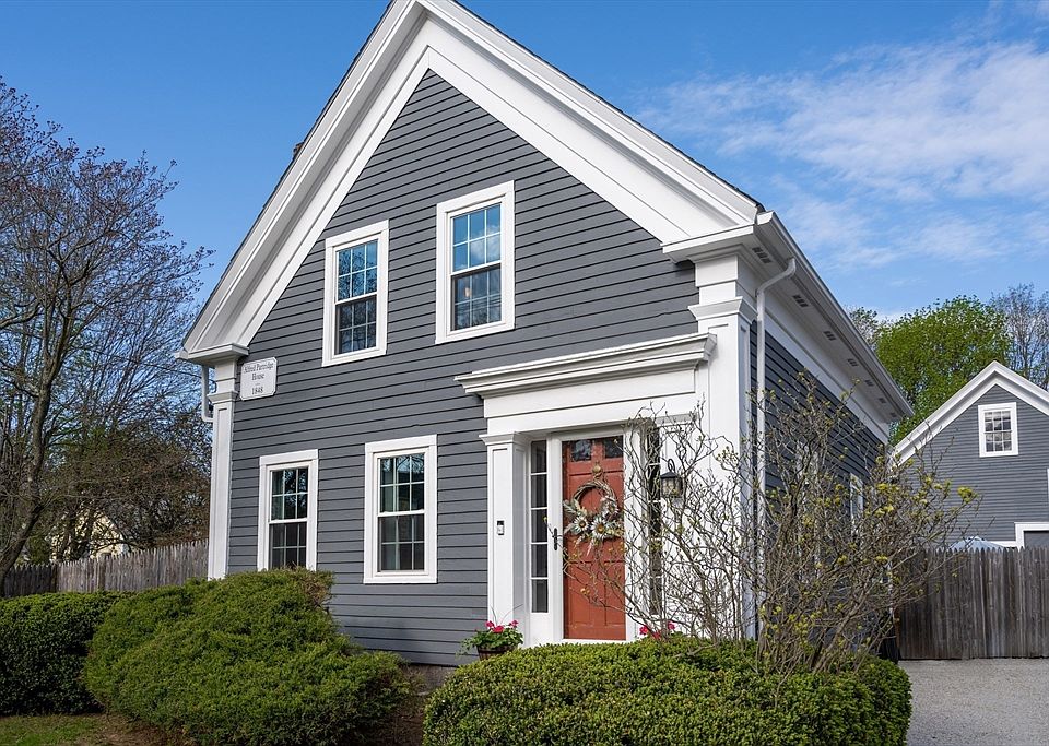 6 Winthrop St, Medway, MA 02053 Zillow