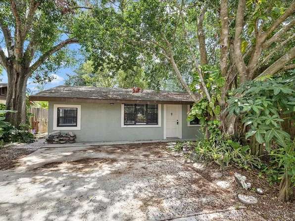 4135 Bell Ave, Sarasota, FL 34231