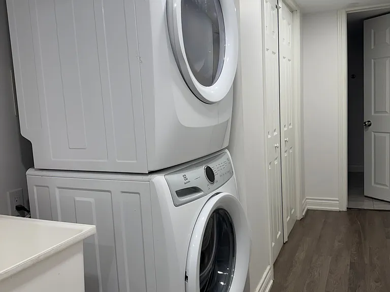 635 Hepburn Rd #BASEMENT — Photo 10