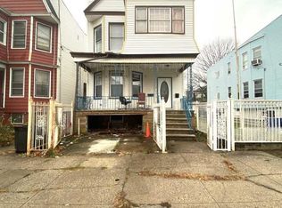 73 Pearsall Ave, Jersey City, NJ 07305