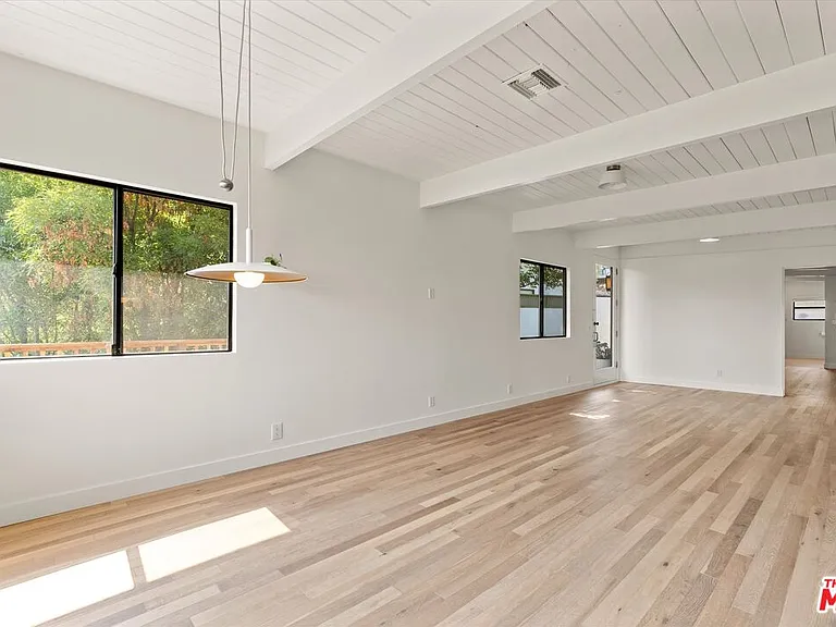 4950 Marmol Dr — Photo 14