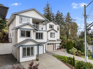 2642 Selwyn Rd, Langford, BC V9B 3L5