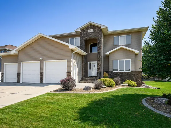 3517 Daytona Dr, Bismarck, ND 58503