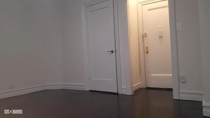 Rented by Citi Habitats | media 6