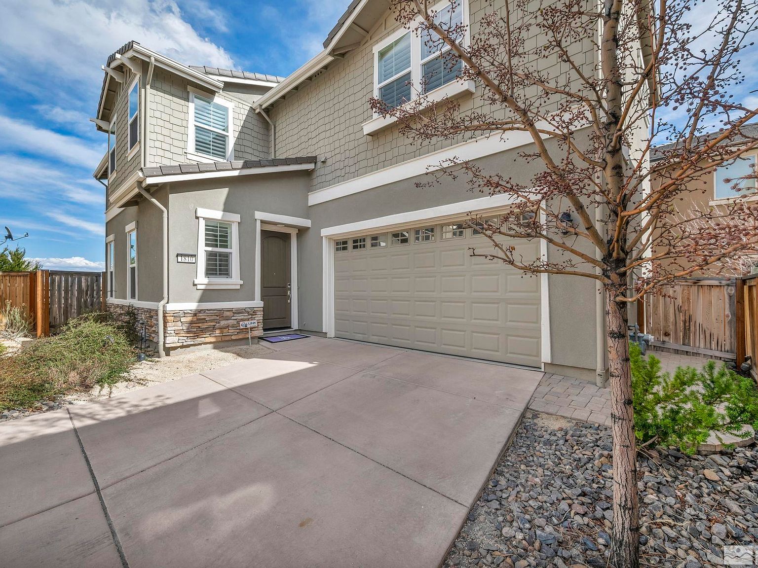 1810 Heavenly View Trl